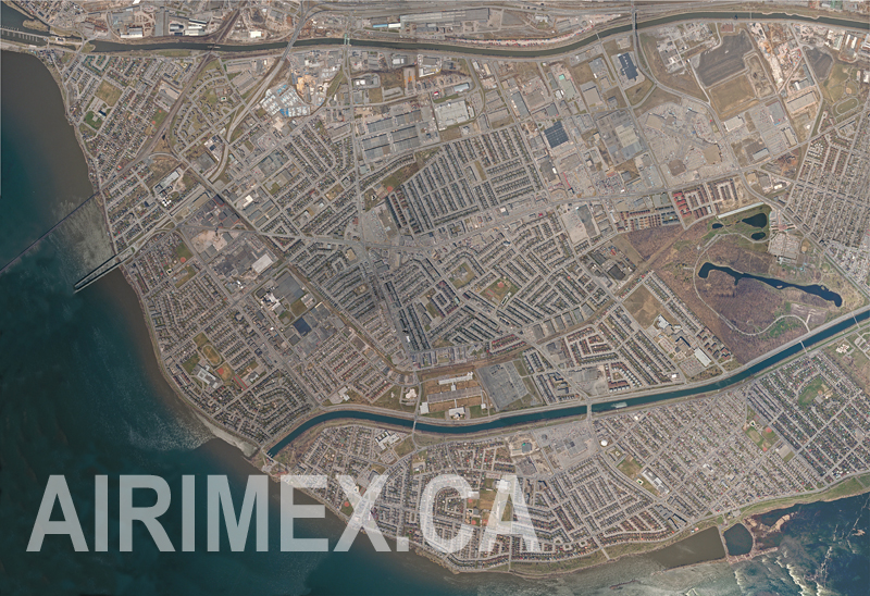 VILLE DE LASALLE  Mosaïque de 15 photos de 100 MPixels.
Quest - il arrivé au pont Mercier? 